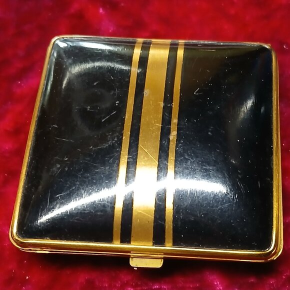 Clarice Jane Compact/Square - Picture 2 of 8